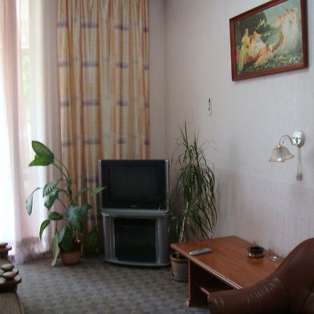 Filvarki-Centre Kamjanets-Podilskyj Exteriör bild
